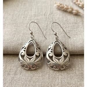 Vintage Jezlaine Sterling Silver Filigree Teardrop Earrings | Signed JEZ 925